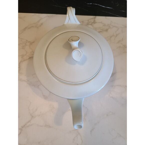 HUTSCHENREUTHER Fleuron Green Chloe Tea Pot, Karl Lagerfeld Vintage EUC - Picture 3 of 9